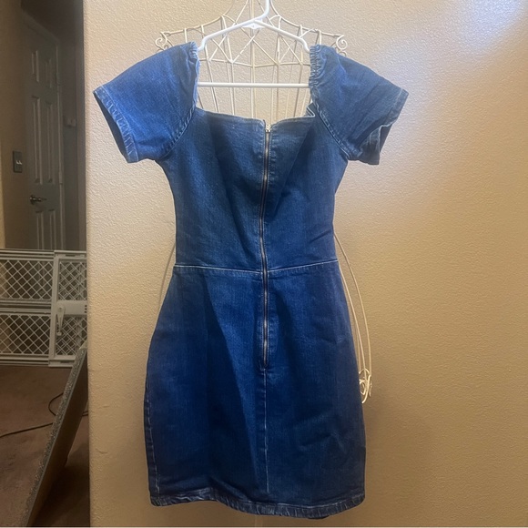 Cut Out Front Denim Dress - Picture 2 of 4